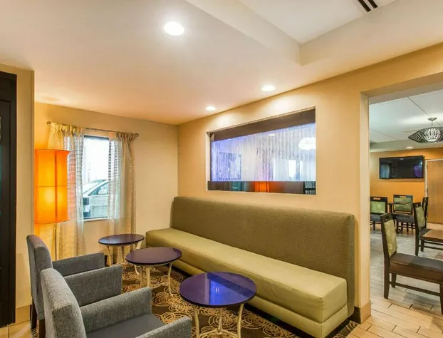 Comfort Inn & Suites Cookeville hotel detail image 3