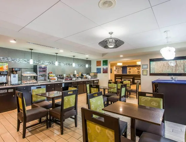 Comfort Inn & Suites Cookeville hotel detail image 3