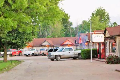 Koch Motel Sabetha KS By OYO hotel hero