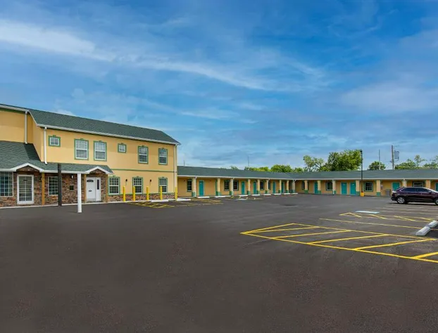 Cardinal Motel hotel detail image 2