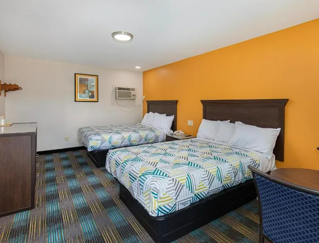 Cardinal Motel hotel detail image 4