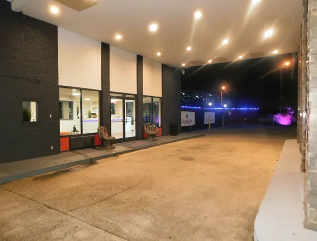 Ramada by Wyndham New Orleans hotel detail image 3