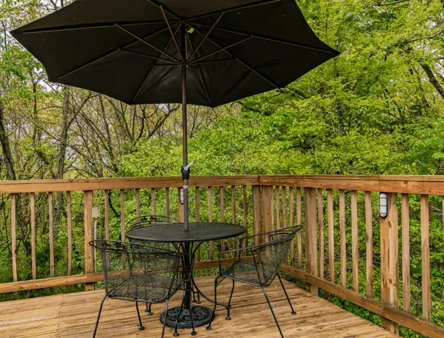 Autumn Creek Branson hotel detail image 2