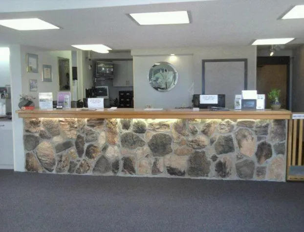 Quails Nest Inn and Suites hotel detail image 4