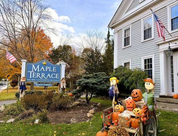 Maple Terrace Motel hotel detail image 3