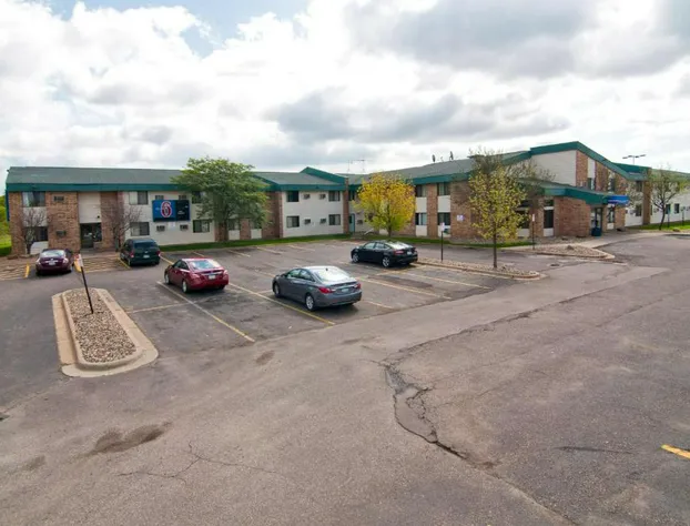 Motel 6 Lakeville, MN - South - Lakeville hotel detail image 1