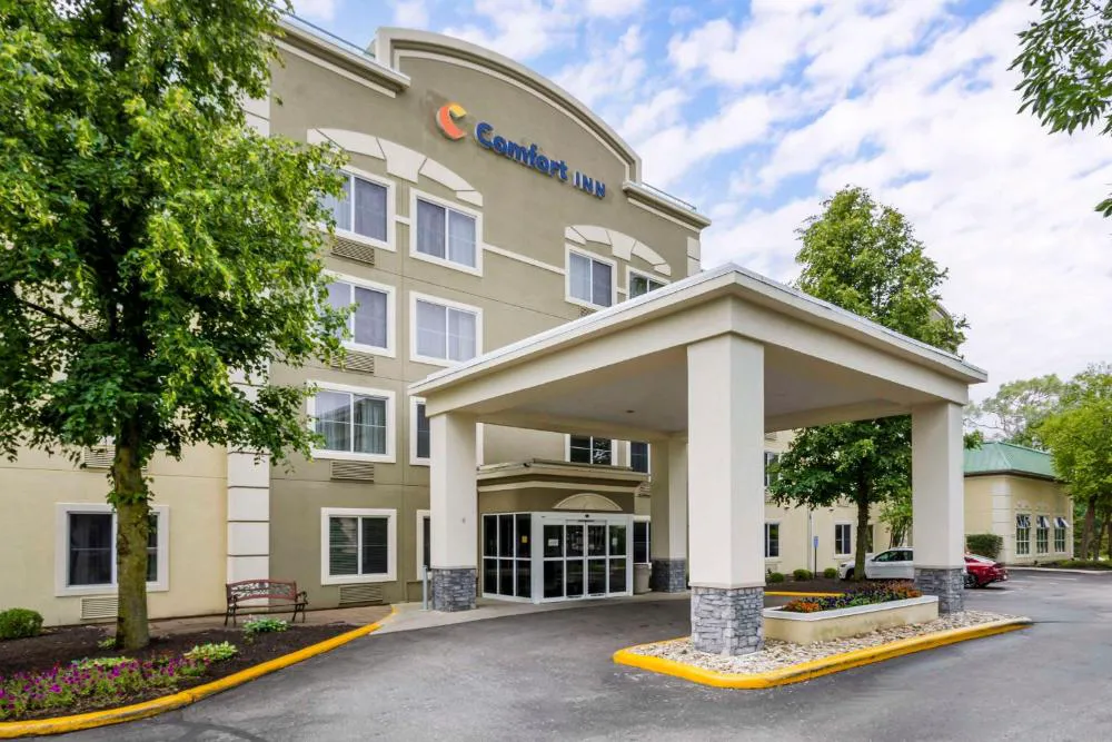Comfort Inn North/Polaris hotel hero