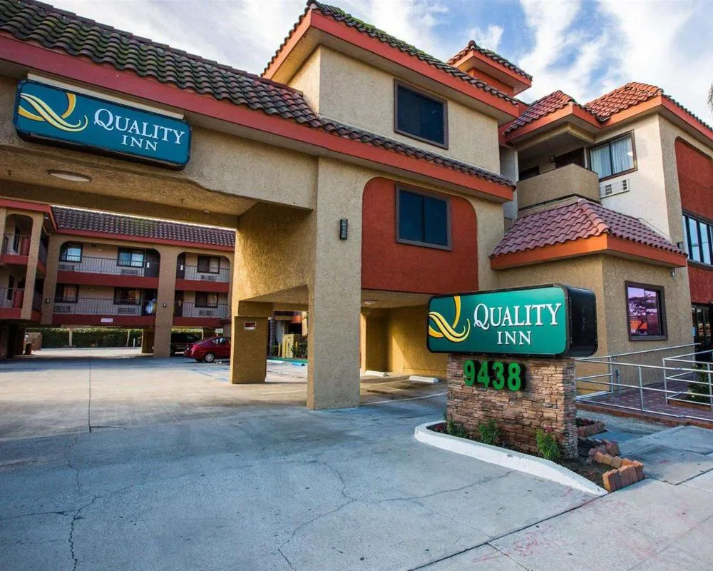 Quality Inn Downey hotel hero
