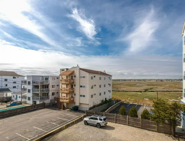 Atlantic Breeze Suites hotel detail image 1