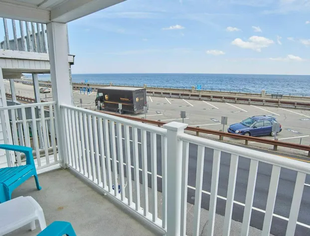 Atlantic Breeze Suites hotel detail image 4