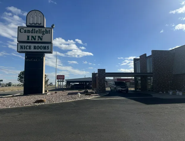 OYO Candlelight Inn hotel detail image 3