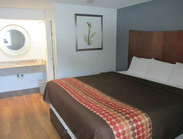 Travel Inn & Suites hotel detail image 4