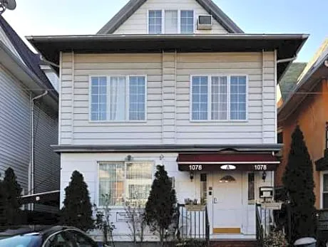 Midwood Suites Brooklyn hotel detail image 2