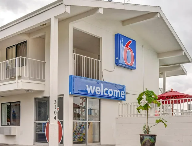 Motel 6 Portland, OR - Central hotel detail image 4