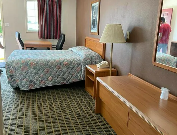 Aaron Motel hotel detail image 4