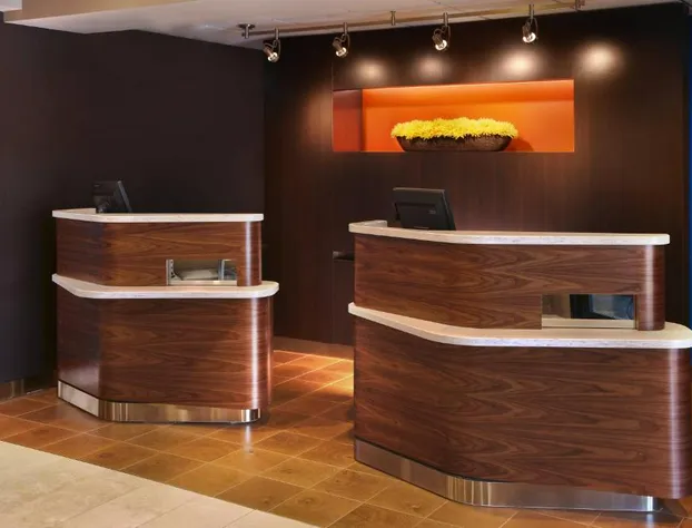 Courtyard by Marriott Cleveland Westlake hotel detail image 1