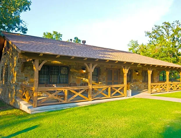 Postoak Lodge hotel detail image 2