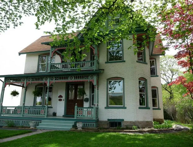 Victorian Loft B & B hotel detail image 1