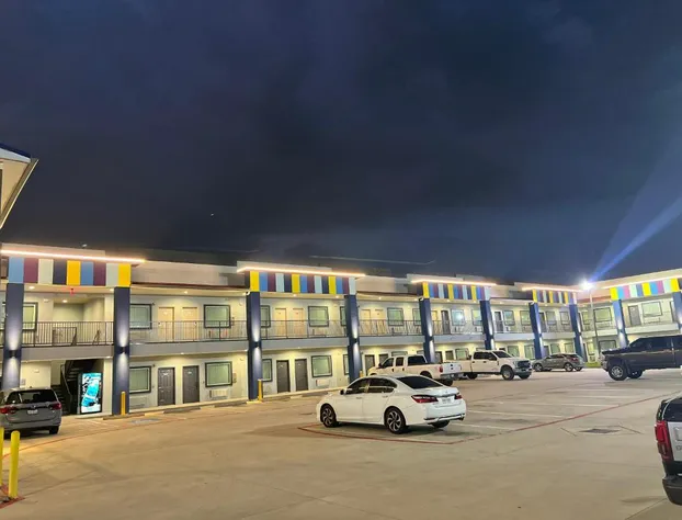 Lotus inn hotel detail image 2