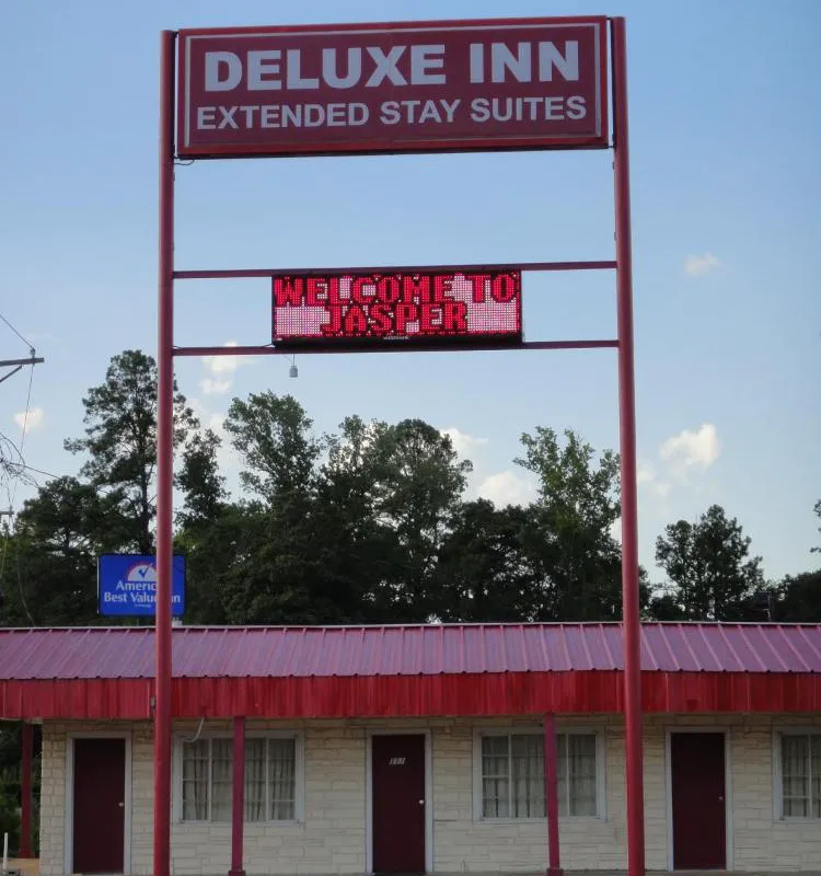 Deluxe Inn Jasper hotel hero