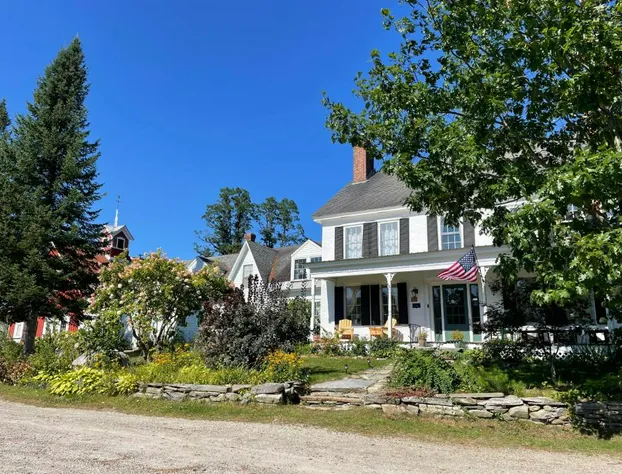 Stone Hearth Inn and Eatery hotel detail image 4