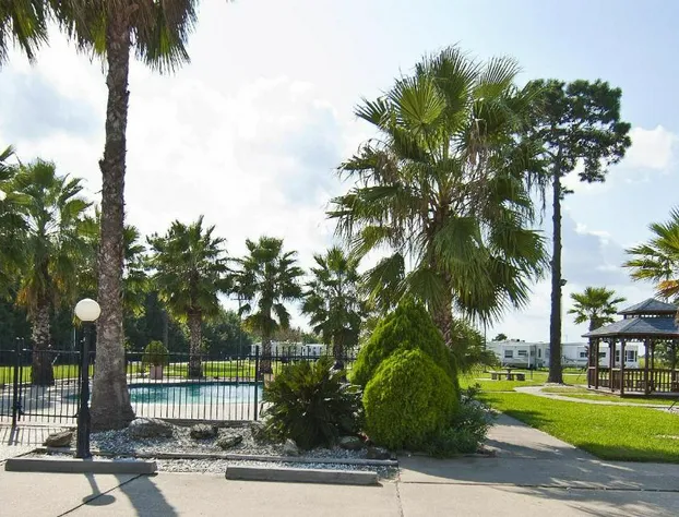 Winnie Inn Suites & RV Park hotel detail image 1