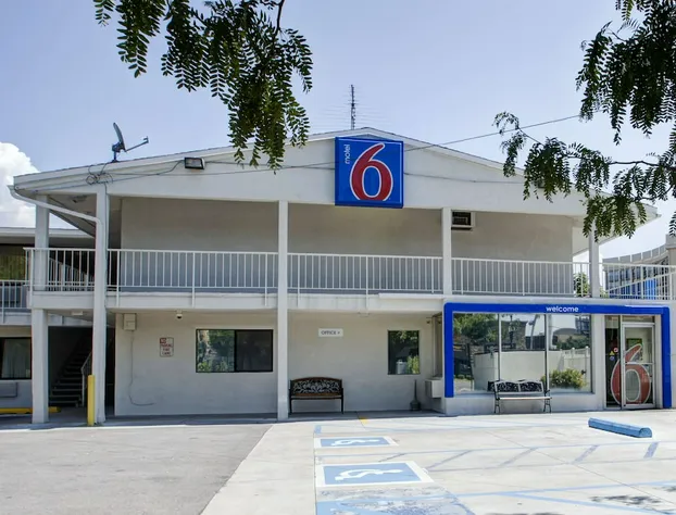 Motel 6 Salt Lake City, UT - Downtown hotel detail image 2