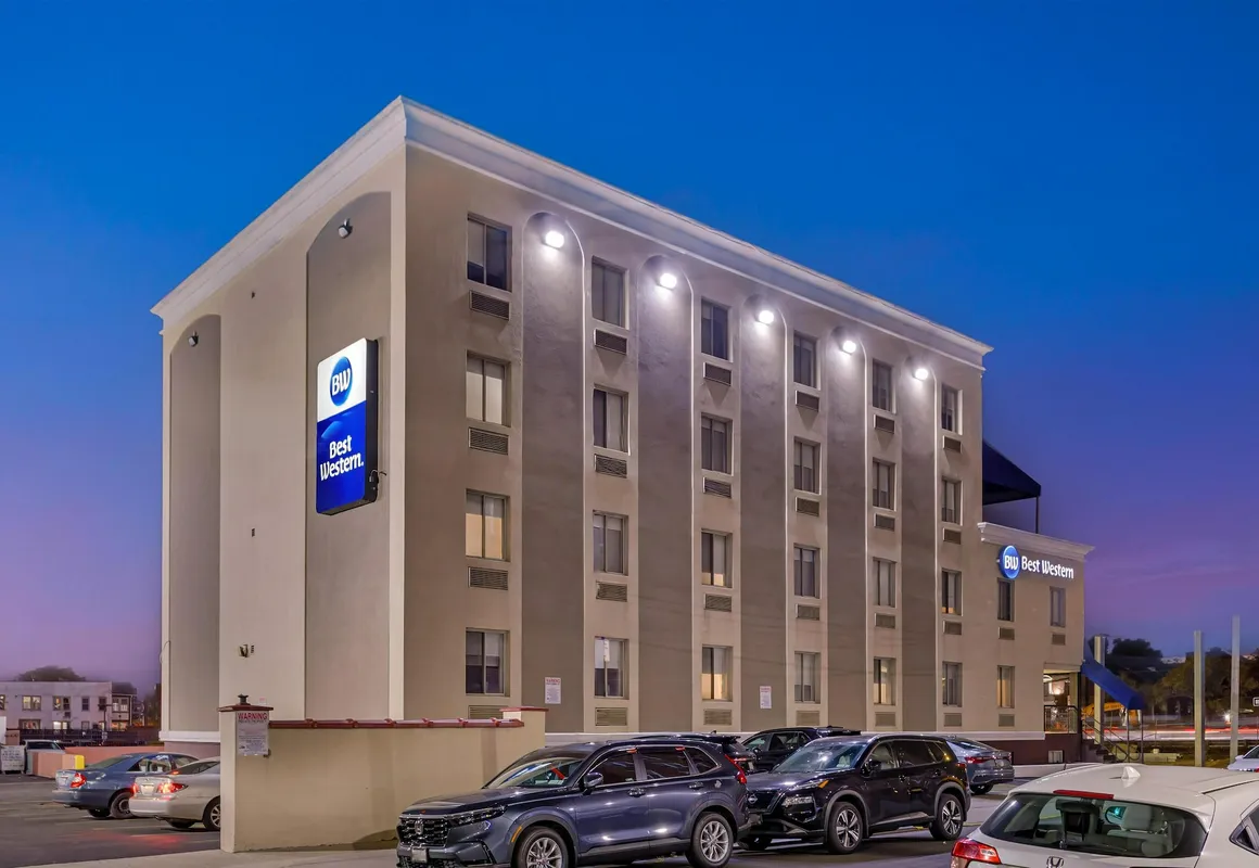 Best Western Jamaica Inn hotel hero