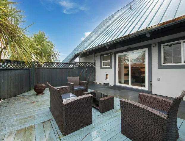 Wanderlust Inn hotel detail image 3