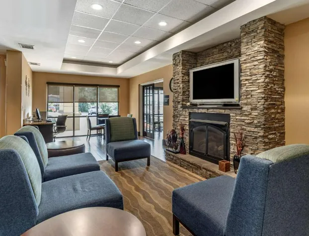 Comfort Inn Biltmore West hotel detail image 3