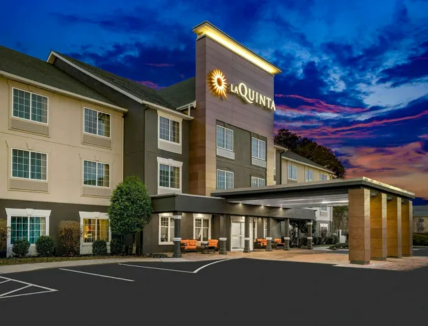 La Quinta Inn & Suites by Wyndham Cookeville hotel detail image 2