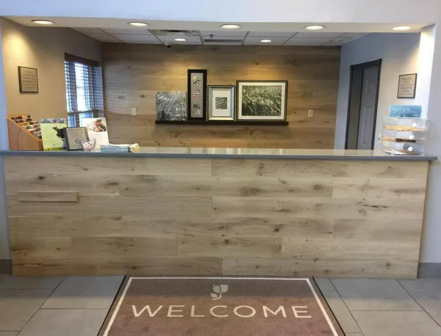 Country Inn & Suites by Radisson, Louisville East, KY hotel detail image 3