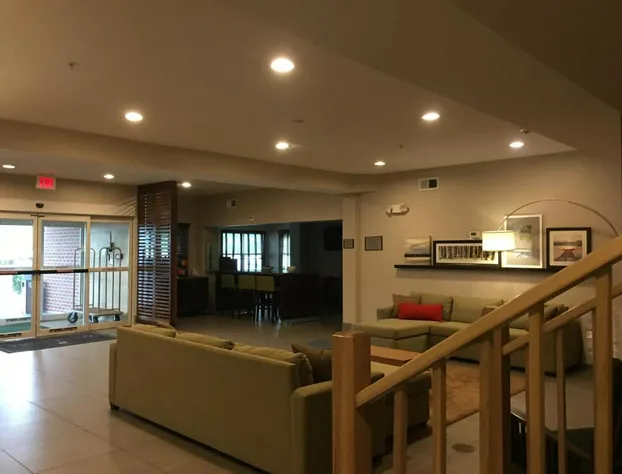 Country Inn & Suites by Radisson, Camp Springs (Andrews Air Force Base), MD hotel detail image 3