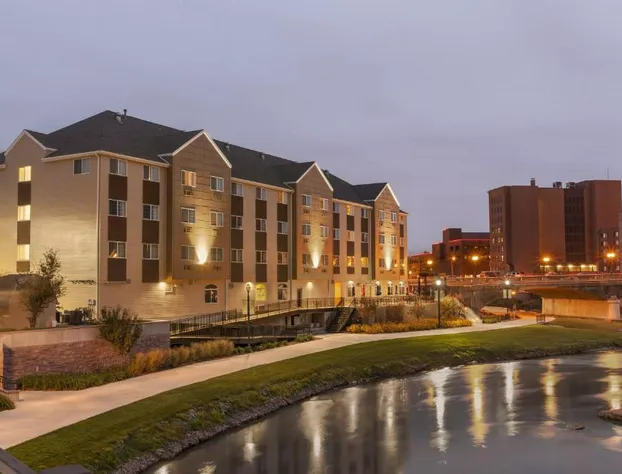 Country Inn & Suites by Radisson, Sioux Falls hotel detail image 2