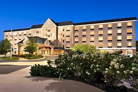 Country Inn & Suites by Radisson, Grand Rapids East, MI hotel hero