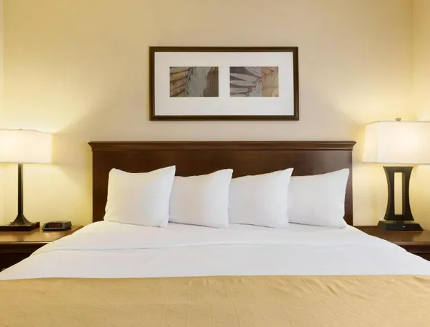 Country Inn & Suites by Radisson, Owatonna, MN hotel detail image 2