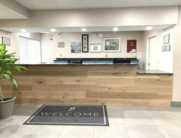 Country Inn & Suites by Radisson, Charleston North, SC hotel detail image 3