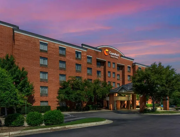 Comfort Suites Regency Park hotel detail image 1