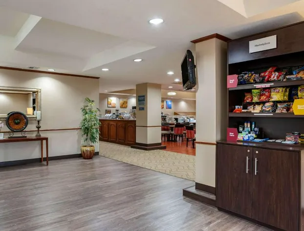 Comfort Suites Jacksonville Airport hotel detail image 2