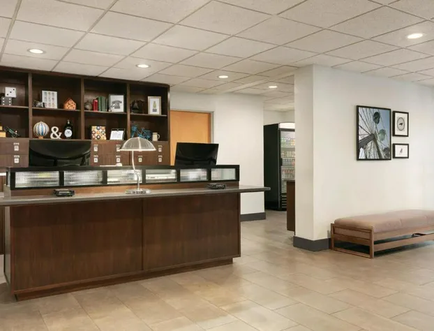 Four Points by Sheraton Raleigh Arena hotel detail image 2