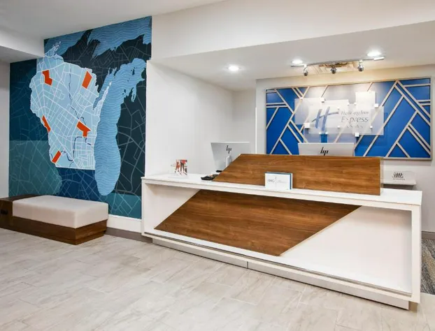 Holiday Inn Express & Suites Milwaukee Nw Park Place by IHG hotel detail image 2