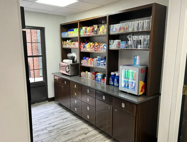 Four Points by Sheraton Greensboro Airport hotel detail image 4