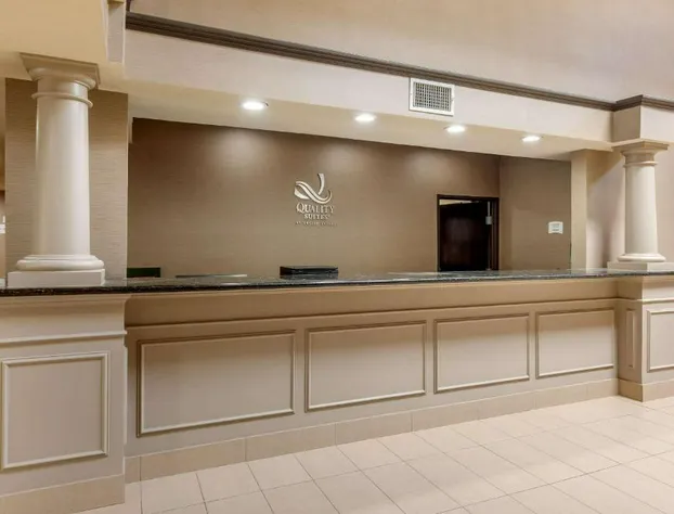 Quality Suites Sherman hotel detail image 3