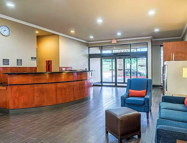 Comfort Suites Near Texas State University hotel detail image 2