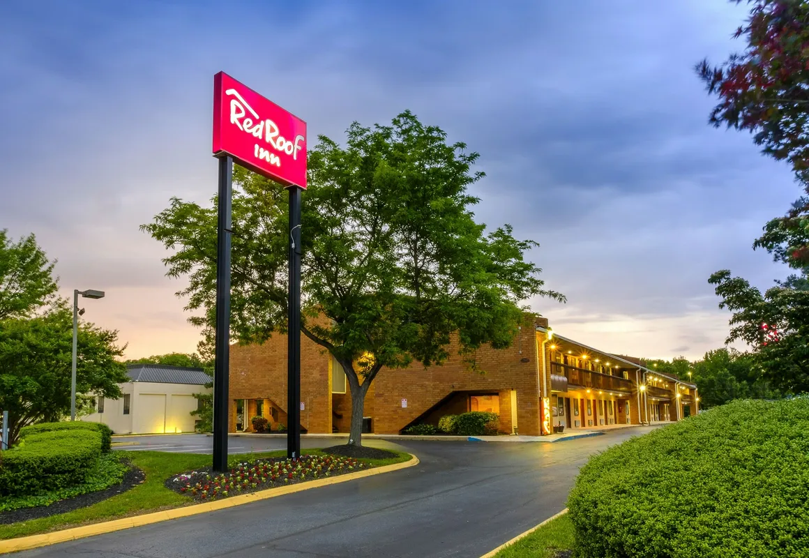 Red Roof Inn Edgewood hotel hero