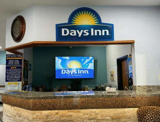 Days Inn by Wyndham Mankato hotel detail image 1