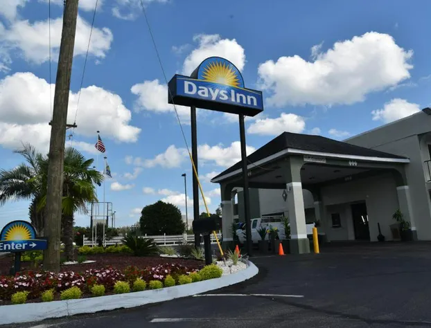 Days Inn by Wyndham Goose Creek hotel detail image 2