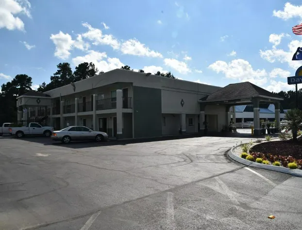 Days Inn by Wyndham Goose Creek hotel detail image 2