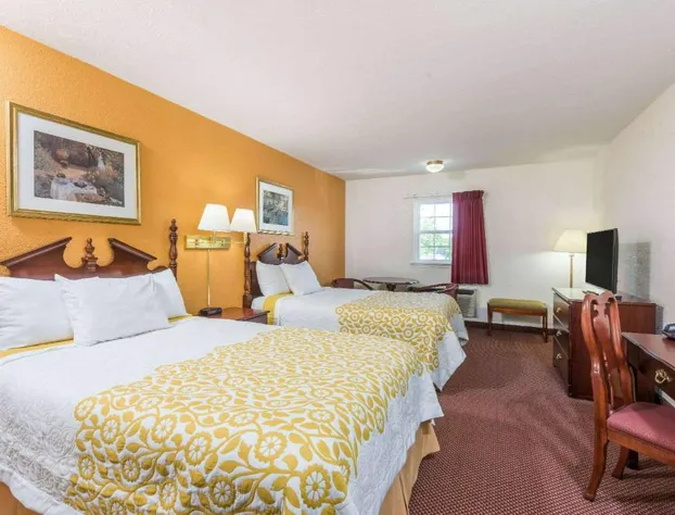 Days Inn by Wyndham Amherst hotel detail image 1