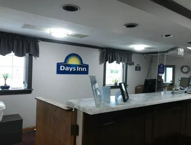 Days Inn by Wyndham Amherst hotel detail image 4
